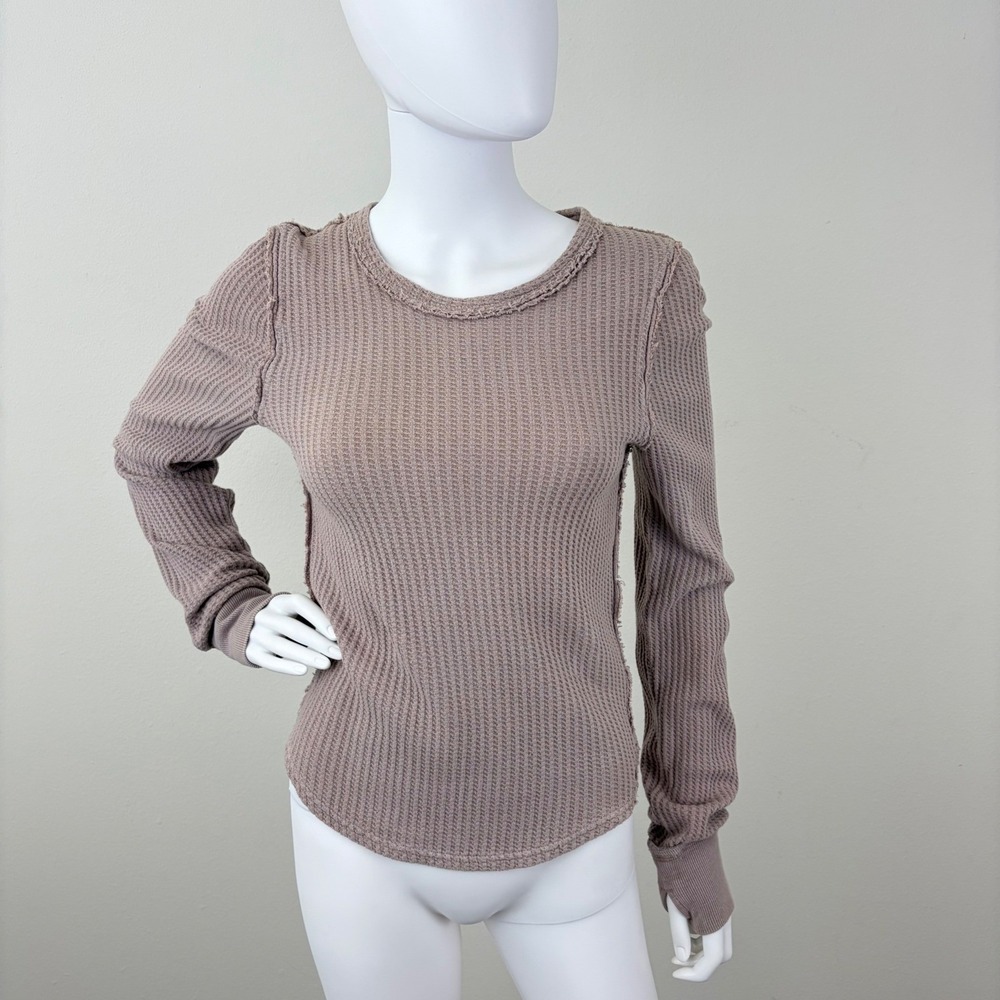 We The Free Free People Mauve Waffle Knit Thermal Top XS Distressed Gorpcore